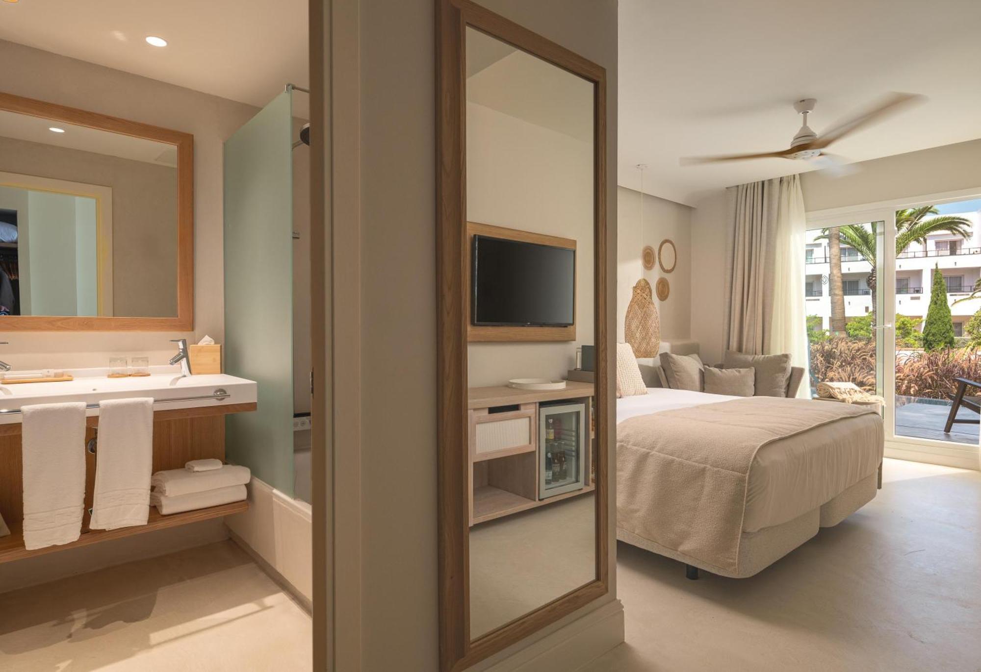 Daia Slow Beach Hotel Conil - Adults Only Recommended Conil De La Frontera Exteriör bild